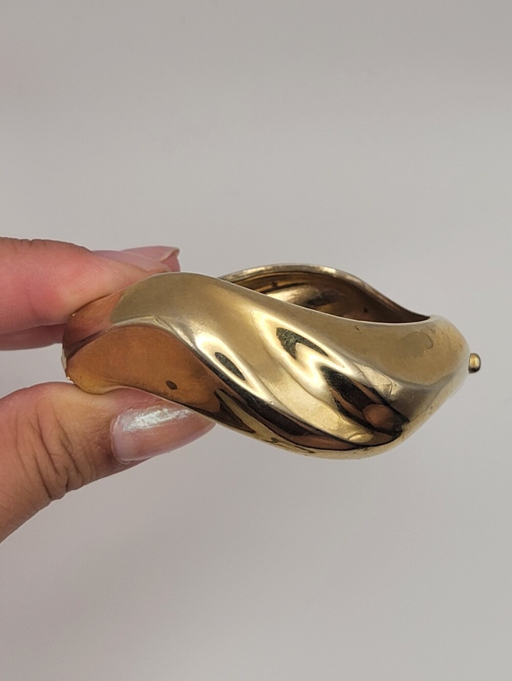 Vintage Gold-Tone Sculptural Wave Hinged Chunky Bracelet, Modernist